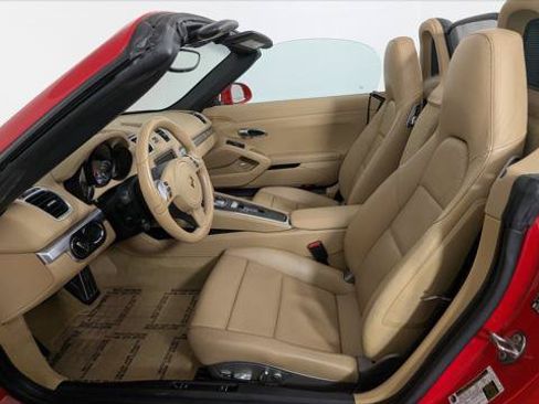 Used 2015 Porsche Boxster RWD image 14