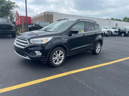Used 2018 Ford Escape SEL w/ Canadian Touring Package AWD/4WD image 1