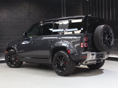 Used 2023 Land Rover Defender 110 X AWD/4WD image 13