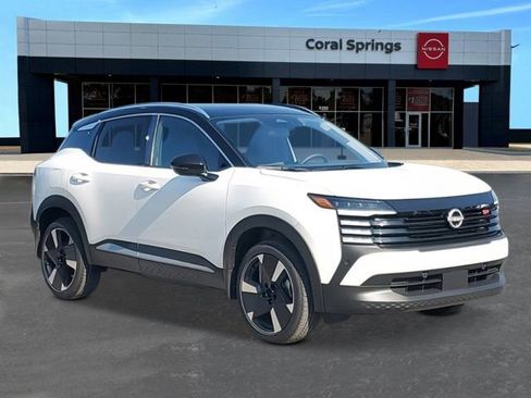 New 2026 Nissan Kicks SR FWD image 5