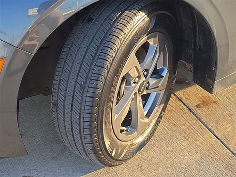 Used 2023 Kia K5 LXS image 30