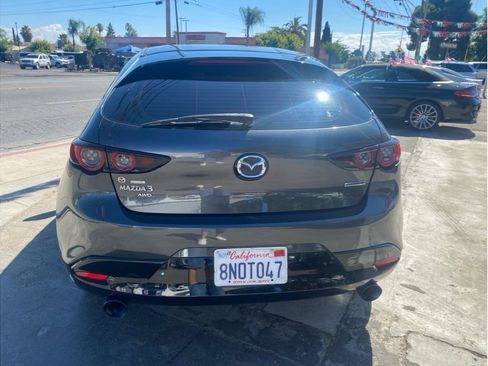 Used 2019 MAZDA MAZDA3 AWD Hatchback image 4