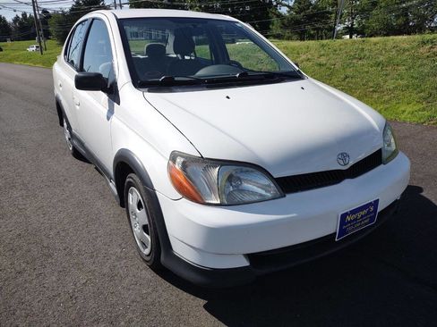 Used 2000 Toyota Echo Sedan FWD image 4