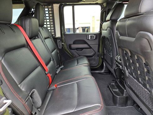 Used 2020 Jeep Wrangler Unlimited Rubicon w/ Quick Order Package 28Y Recon AWD/4WD image 24