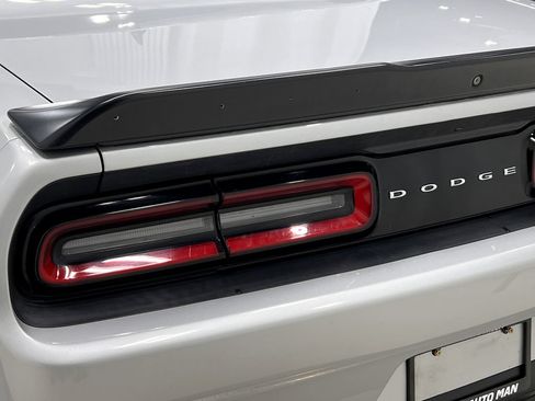 Used 2019 Dodge Challenger R/T Scat Pack w/ Plus Package RWD image 36