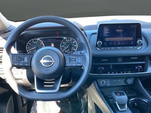 Used 2023 Nissan Rogue SV FWD image 11