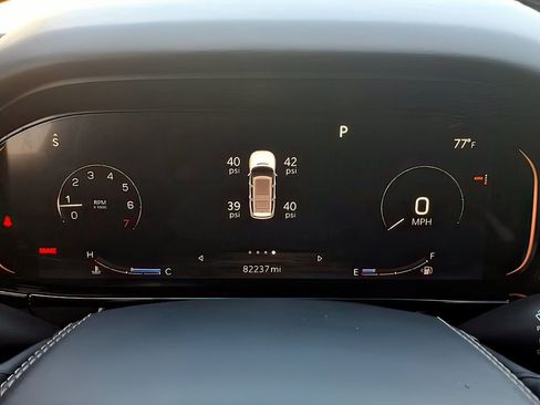 Used 2022 Jeep Grand Wagoneer Series II w/ Premium Group II image 17