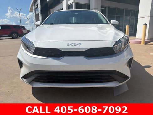 Used 2024 Kia Forte LXS FWD image 14