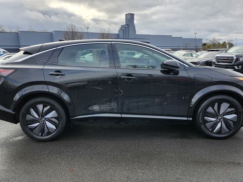 Used 2023 Nissan Ariya FWD image 20