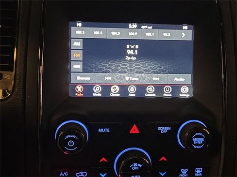 Used 2019 Dodge Durango GT image 16