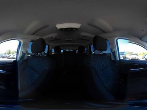 Used 2020 Dodge Journey SE w/ SE Popular Equipment Group FWD image 26
