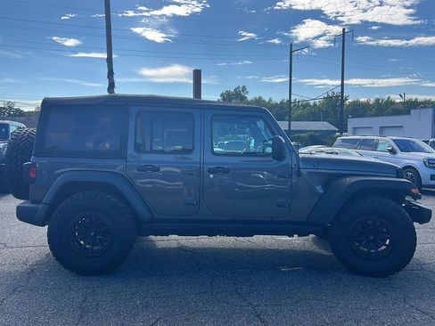 Used 2018 Jeep Wrangler Unlimited Sport S image 6