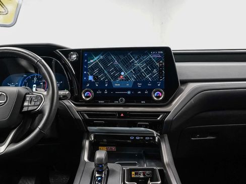 Certified 2025 Lexus TX 350 AWD w/ Convenience Package image 13
