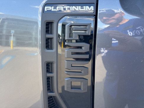 New 2026 Ford F250 Platinum w/ FX4 Off-Road Package image 5