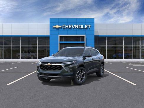 New 2026 Chevrolet Trax LT w/ Driver Confidence Package image 32