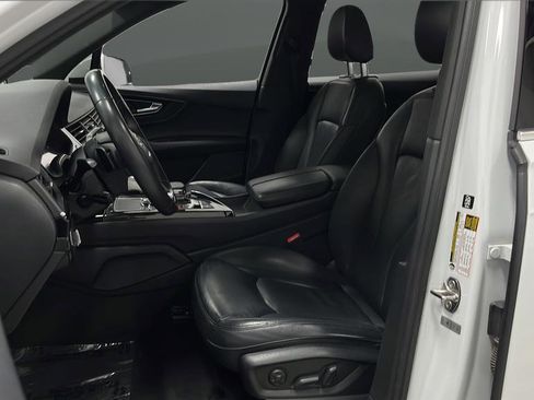 Used 2019 Audi Q7 3.0T Premium w/ Convenience Package AWD/4WD image 9