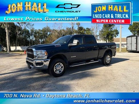 Used 2024 RAM 2500 Big Horn w/ Bed Utility Group image 2