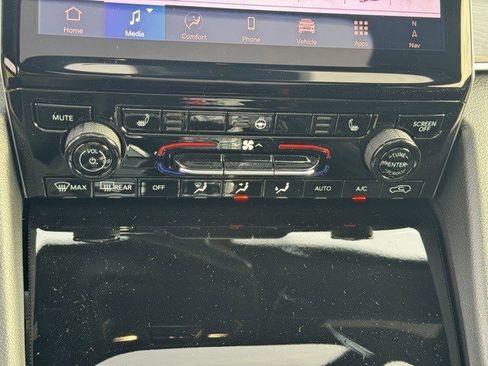 New 2025 Jeep Grand Cherokee Limited w/ Trailer Tow Package image 22