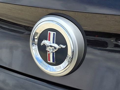 Used 2012 Ford Mustang Coupe image 27