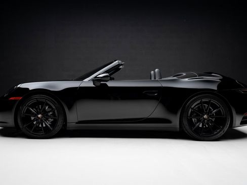 Used 2020 Porsche 911 Carrera image 18