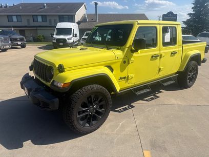Used 2024 Jeep Gladiator Sport