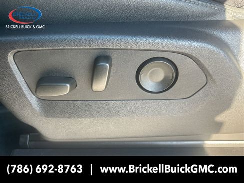 New 2025 GMC Sierra 1500 SLT w/ SLT Convenience Package image 22