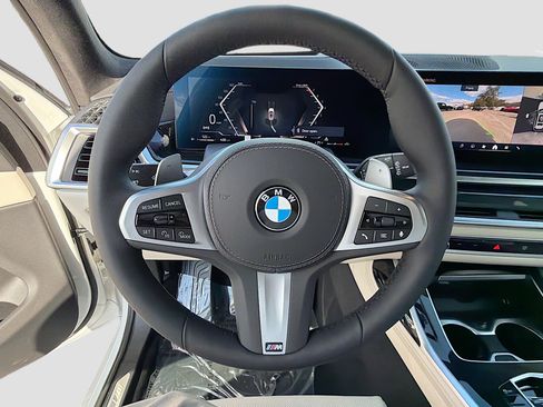 New 2026 BMW X7 xDrive40i w/ Executive Package image 42