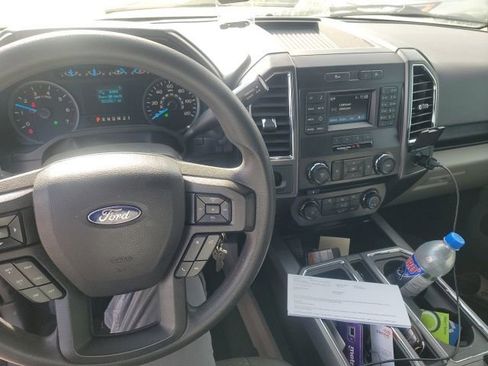 Used 2017 Ford F150 XLT image 7