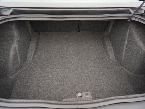 Used 2009 Dodge Challenger R/T RWD image 24