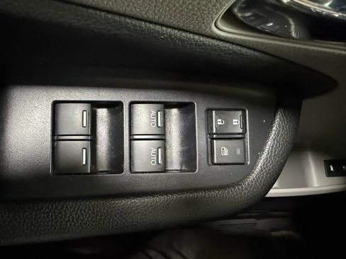 Used 2019 Honda Pilot Touring image 24