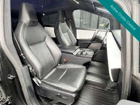 Used 2024 Tesla Cybertruck Cyberbeast AWD/4WD image 8