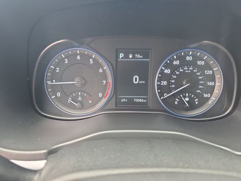 Used 2021 Hyundai Kona Limited image 18