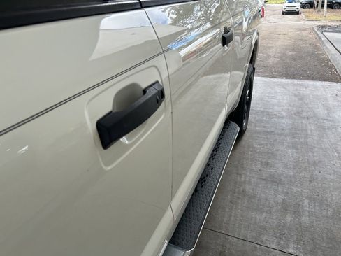 Used 2019 Nissan Titan PRO-4X w/ Pro-4x Convenience Package image 16