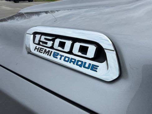Used 2024 RAM 1500 Laramie AWD/4WD image 44
