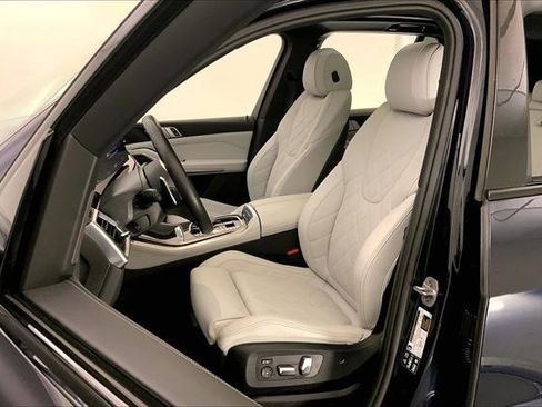 Used 2024 BMW X5 xDrive40i w/ M Sport Package image 13