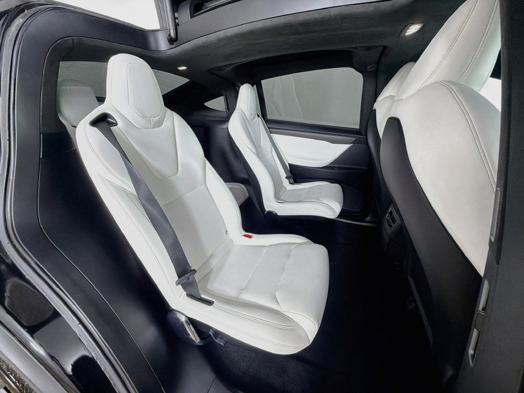 Used 2020 Tesla Model X Performance AWD/4WD image 27