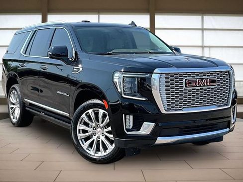 Used 2022 GMC Yukon Denali w/ Denali Premium Package RWD image 12