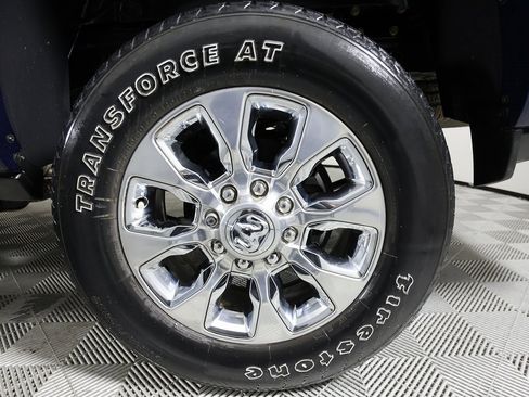 Used 2023 RAM 2500 Limited image 48