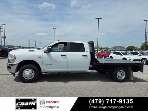 Used 2024 RAM 3500 SLT w/ Quick Order Package 2YG SLT AWD/4WD image 4