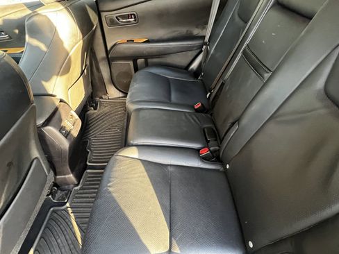 Used 2015 Lexus RX 450h AWD image 31