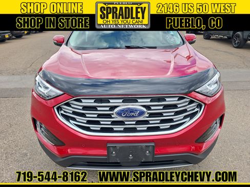 Used 2021 Ford Edge Titanium AWD/4WD image 2