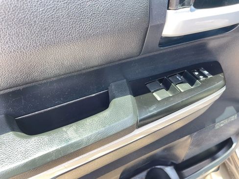 Used 2016 Toyota Tundra SR5 image 25