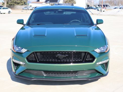 Used 2022 Ford Mustang GT image 3