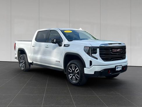 Used 2023 GMC Sierra 1500 AT4 w/ AT4 Premium Package AWD/4WD image 7