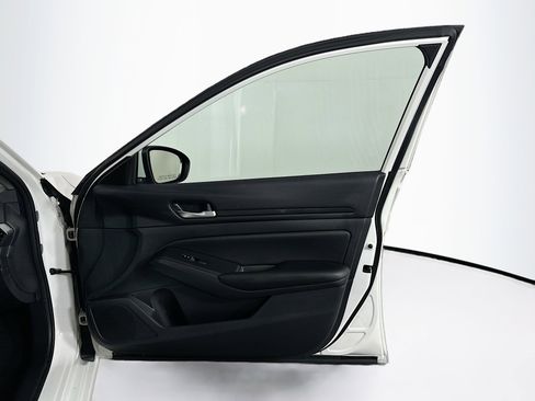 Used 2022 Nissan Altima 2.5 S image 30