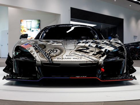 Used 2020 McLaren Senna RWD image 49