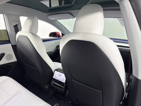 Used 2024 Tesla Model 3 Long Range image 40