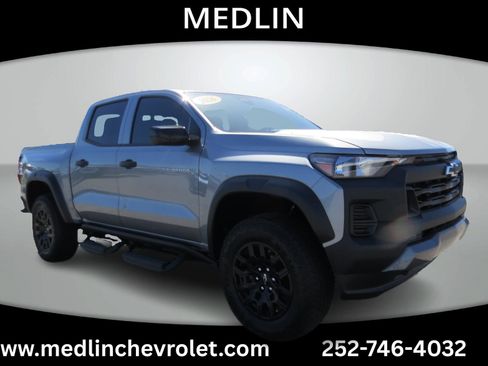 New 2026 Chevrolet Colorado Trail Boss AWD/4WD image 2