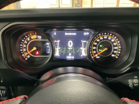 Used 2024 Jeep Wrangler Rubicon w/ XTREMEE 35" Tire Package image 24