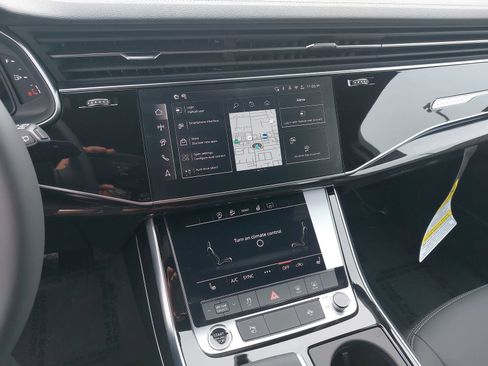 New 2026 Audi Q7 2.0T Premium Plus AWD/4WD image 22